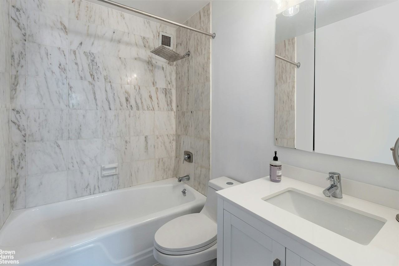 40 E 94th St #21G - Photo 6 of 10