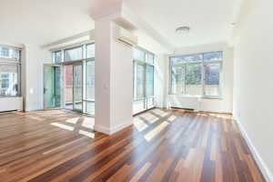 featured image of 3220 Arlington Ave #3B