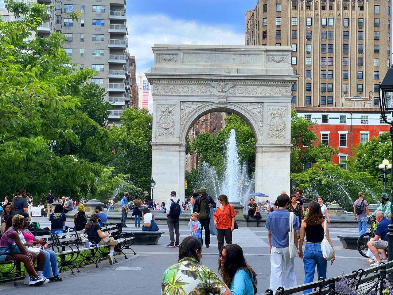 211 Thompson St #2D - Photo 7 of 14