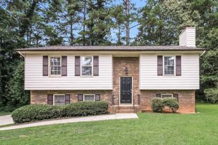 80 Belmont Park Ln - Photo 1 of 1