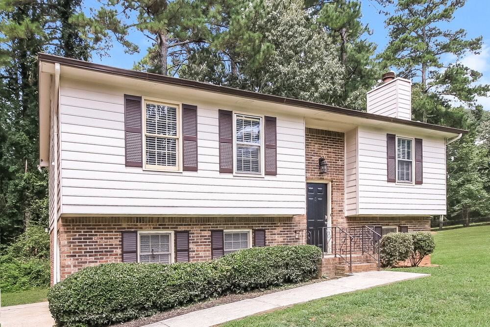 80 Belmont Park Ln - Photo 5 of 17