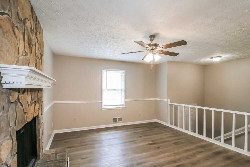 80 Belmont Park Ln - Photo 7 of 17