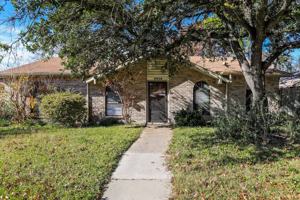 featured image of 5916 Cedar Ln