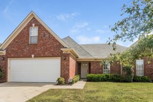 8390 Pinnacle Dr - Photo 1 of 1