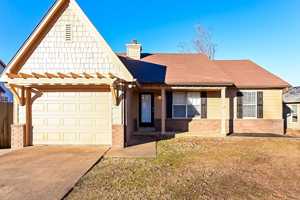 featured image of 9846 Riggan Dr