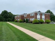 4 Dartmouth Ave #3B - Photo 1 of 1