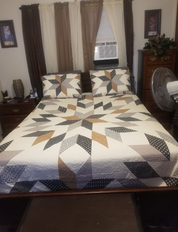 427 20th Avenue South #B - Photo 7 of 10