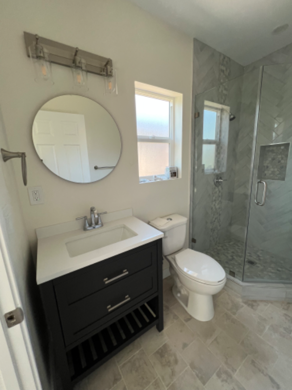 545 N Foxdale Ave #1 - Photo 2 of 5