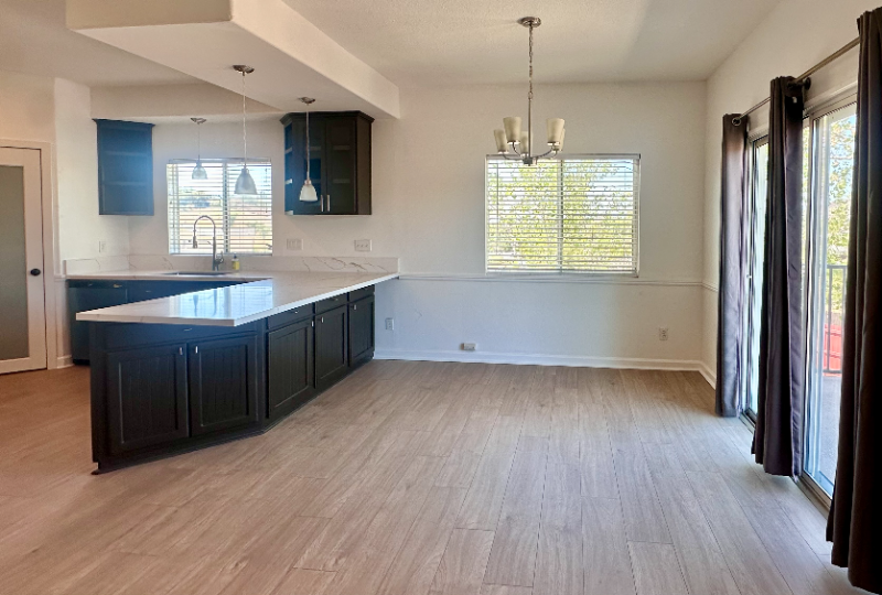 28076 East Dr - Photo 3 of 20