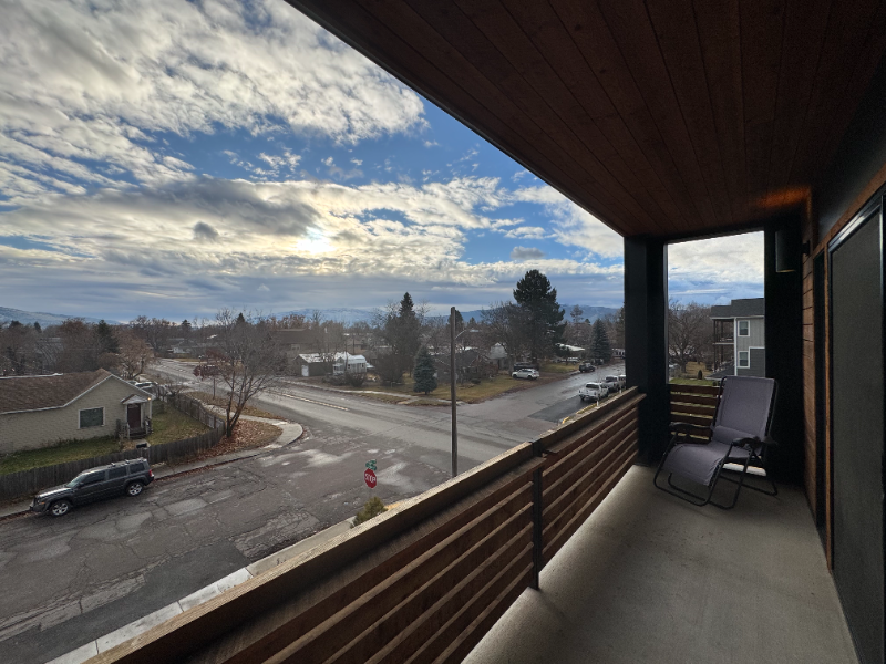 680 S Johnson St #2 - Photo 5 of 20