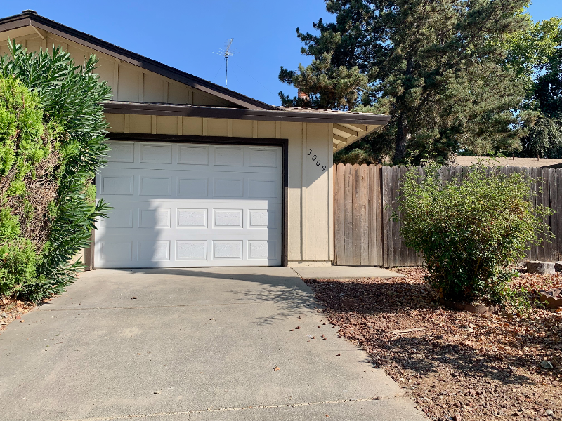 3009 Lillard Dr - Photo 2 of 23