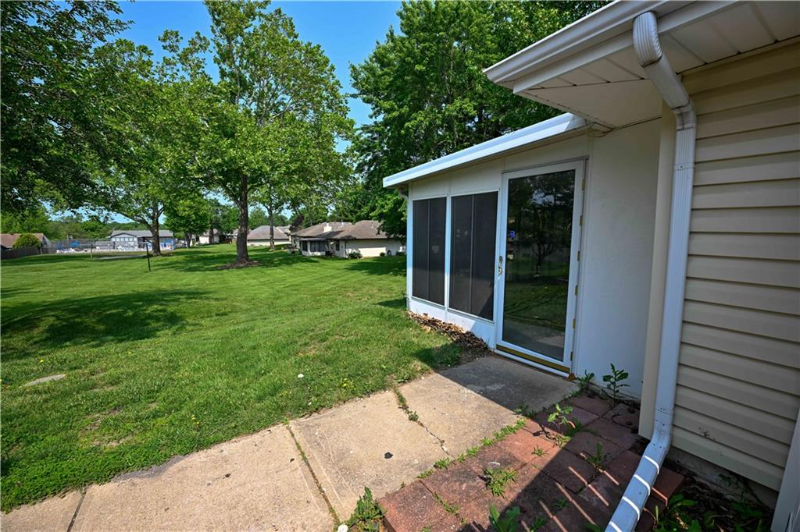 2805 Nw 3rd Ter - Photo 3 of 20