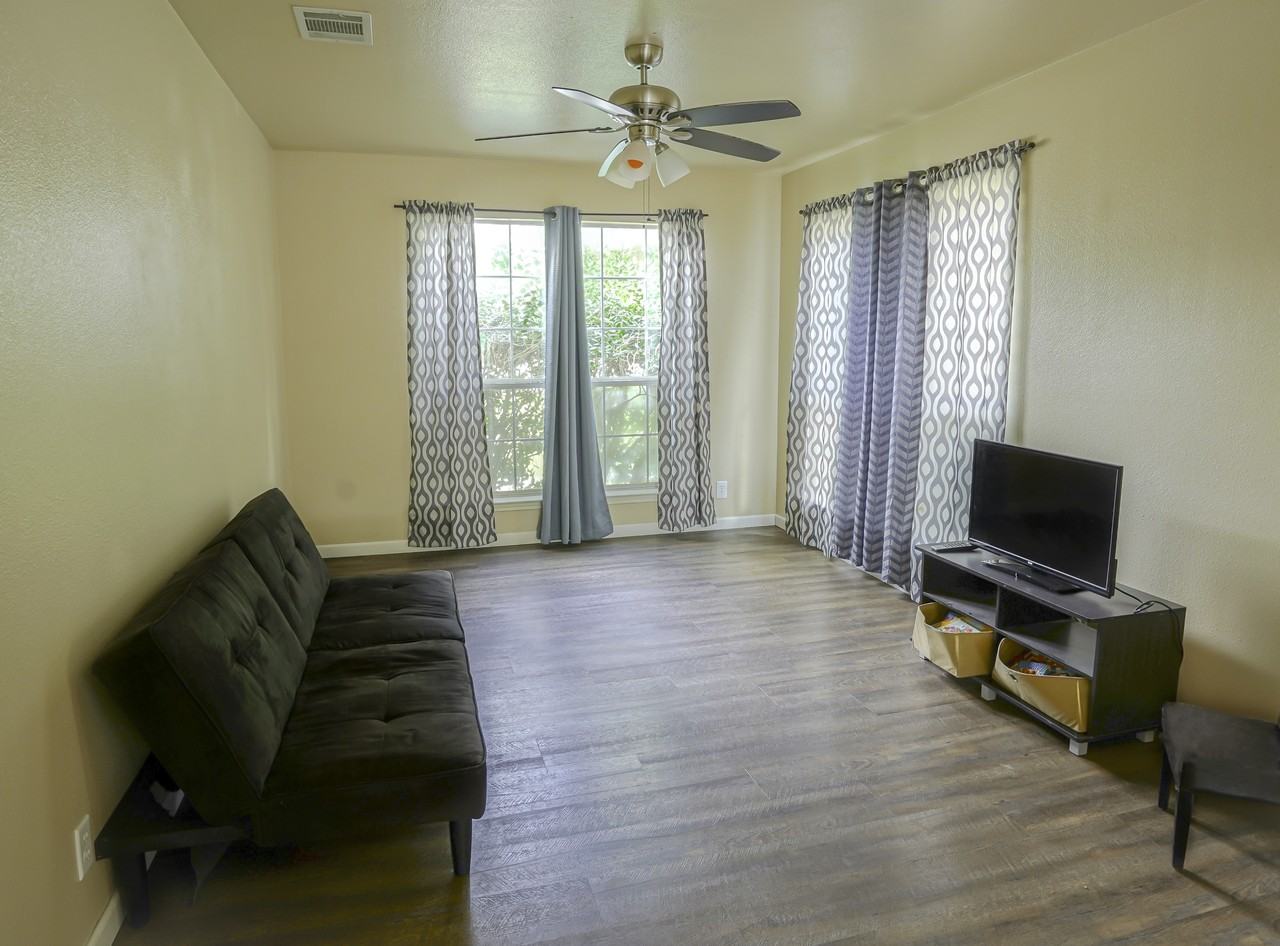 9602 Lindrith #NA - Photo 5 of 13