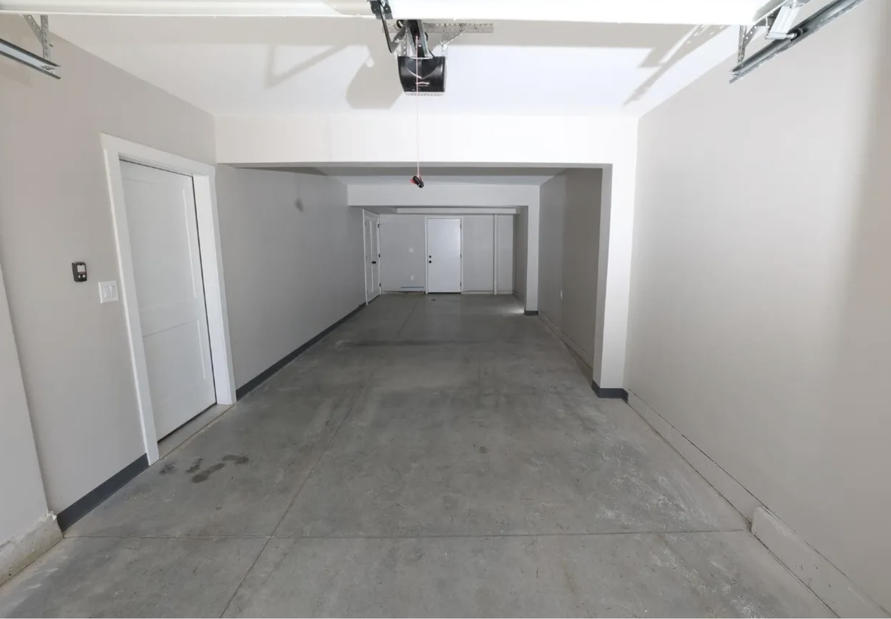 524 Hale Ave #524 - Photo 3 of 20