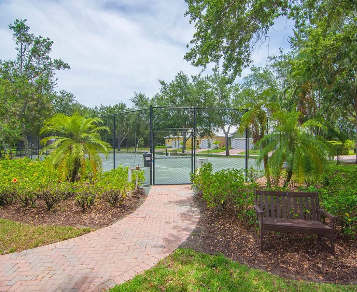 1945 Bridgepointe Circle #68 - Photo 7 of 30