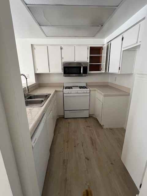 4240 Lost Hills Rd #1308 - Photo 5 of 24