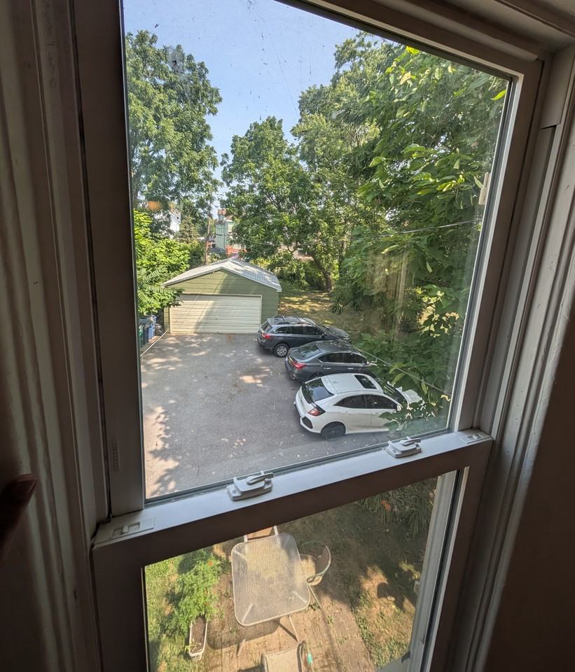 89 Trinity Pl - Photo 6 of 13