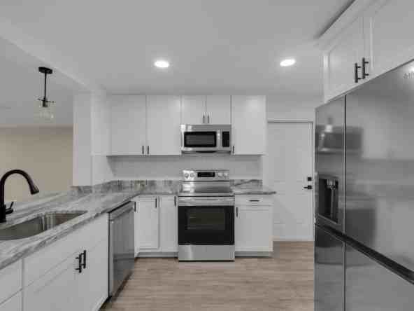 167 Markon Blvd #NA - Photo 4 of 31