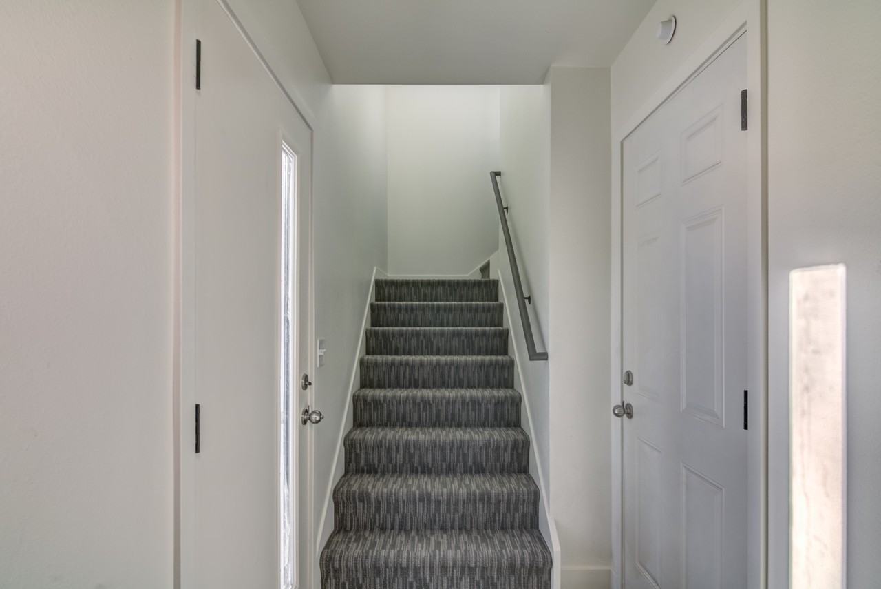 3255 Fairfax St - Photo 4 of 14