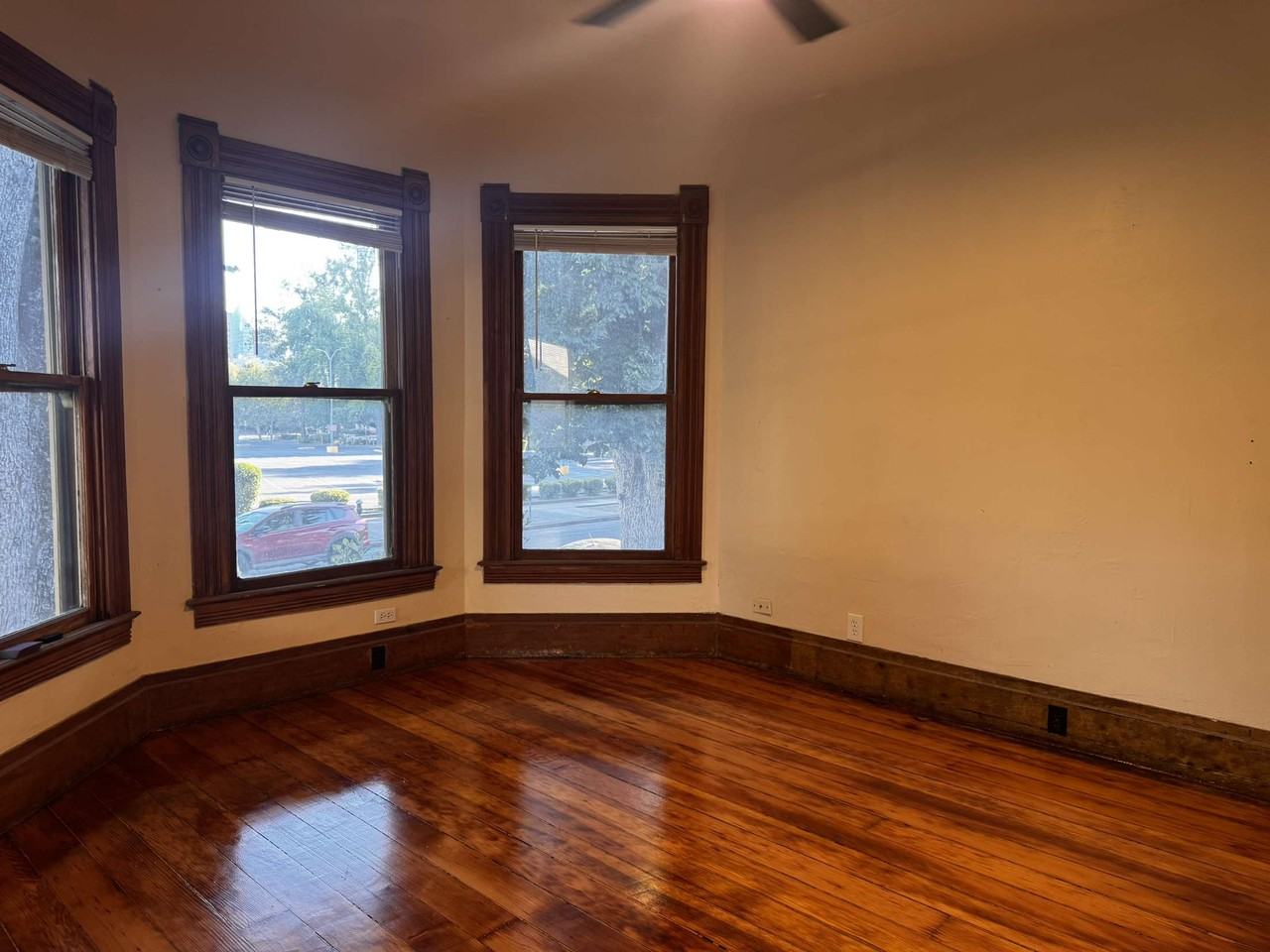 821 F St #NA - Photo 5 of 15