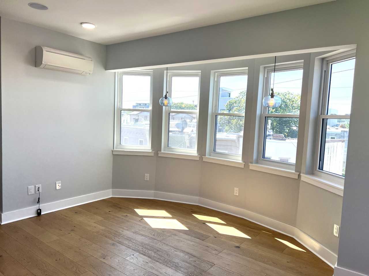 2356 Gerritt St #3 - Photo 3 of 12
