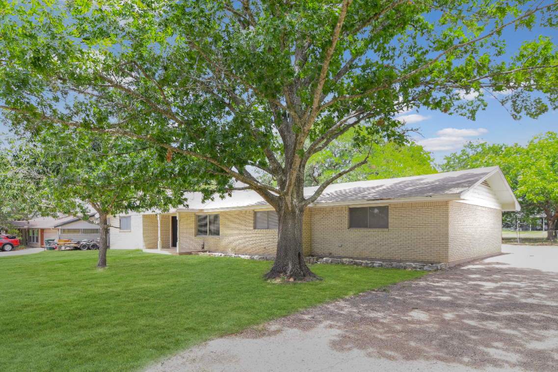 16 Oakmont Circle #NA - Photo 3 of 31