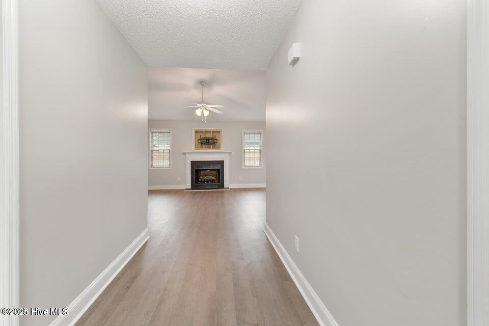 315 Whirlaway Boulevard - Photo 4 of 24