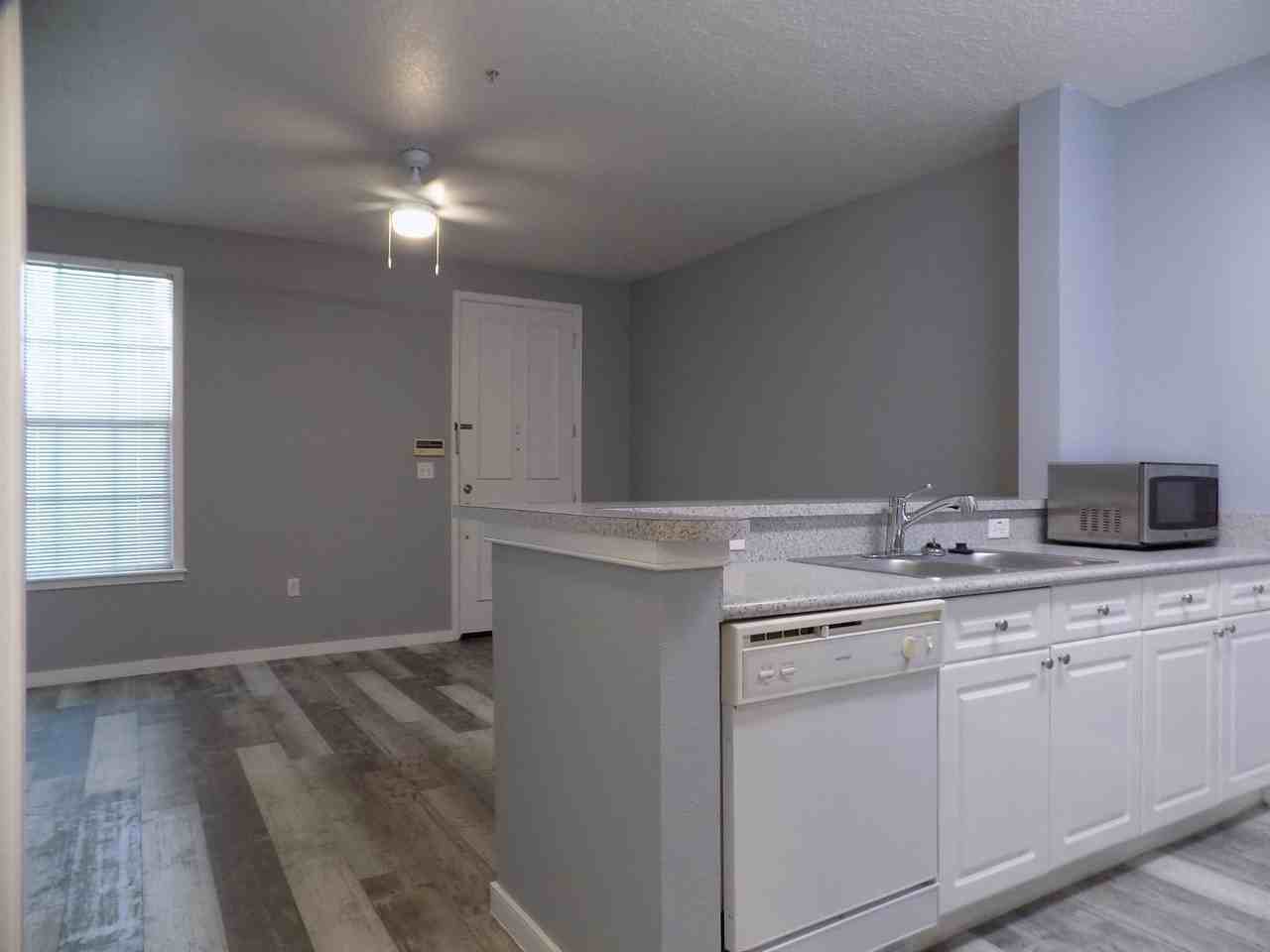 600 Market St #220 - Photo 4 of 16