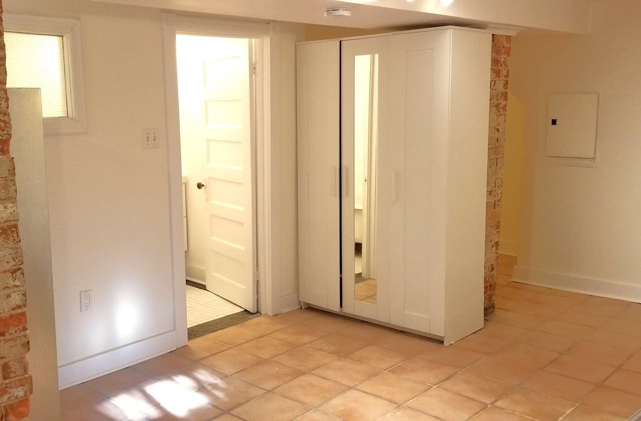 Queen West/Dovercourt,  1 Bedroom Apartment - Photo 7 of 11