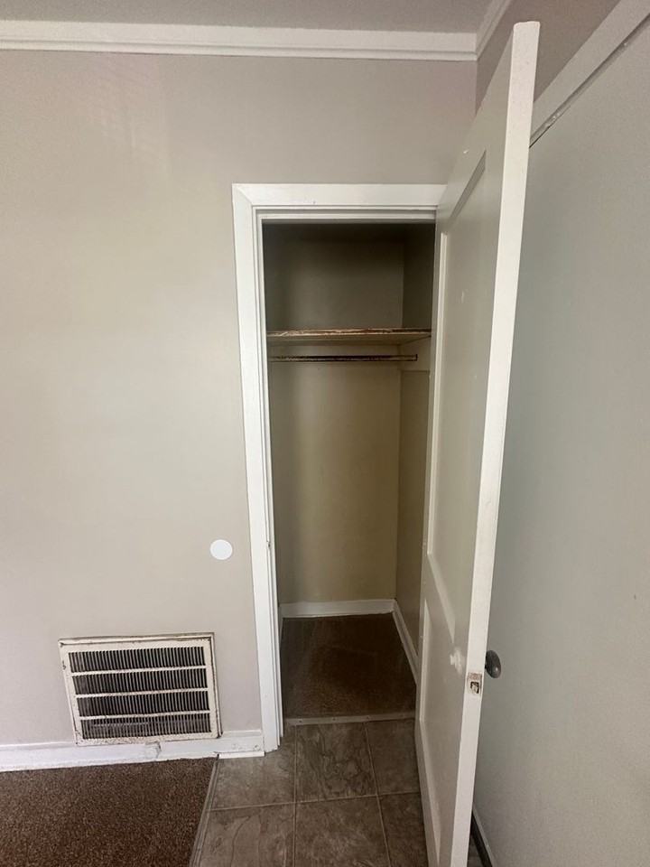 1710 Clover Dr - Photo 7 of 16