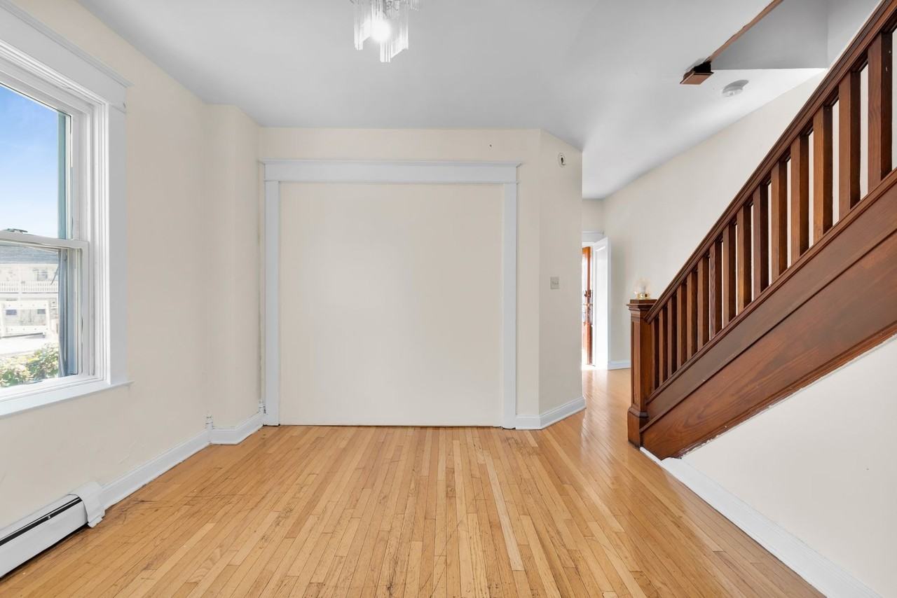 213 N Railroad St - Photo 7 of 31