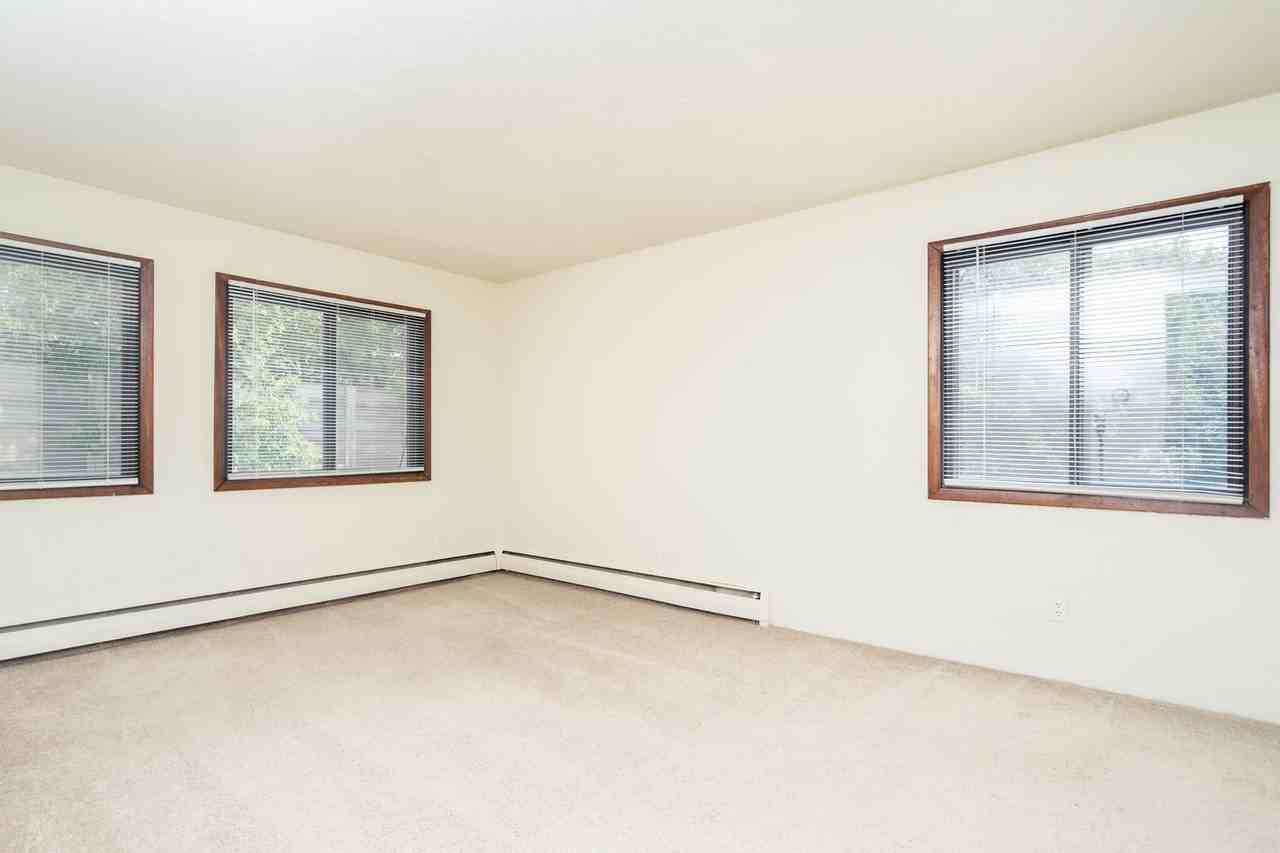 Yale Place - Photo 4 of 10