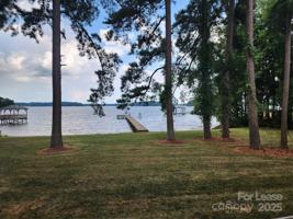 featured image of 16946 Belle Isle Dr