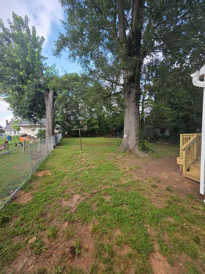 2738 Patria St - Photo 2 of 12