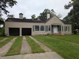 featured image of 116 West Dr