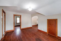 ds1917 - Photo 1 of 1