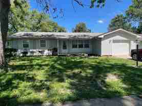 1910 Winchester Dr - Photo 1 of 1