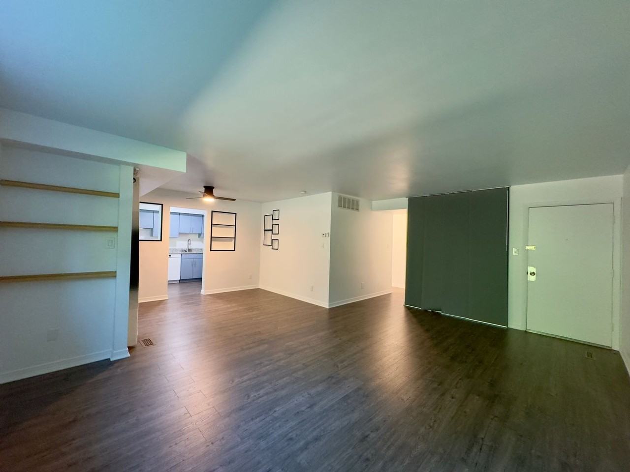 321 Homeland Southway #1B - Photo 4 of 17