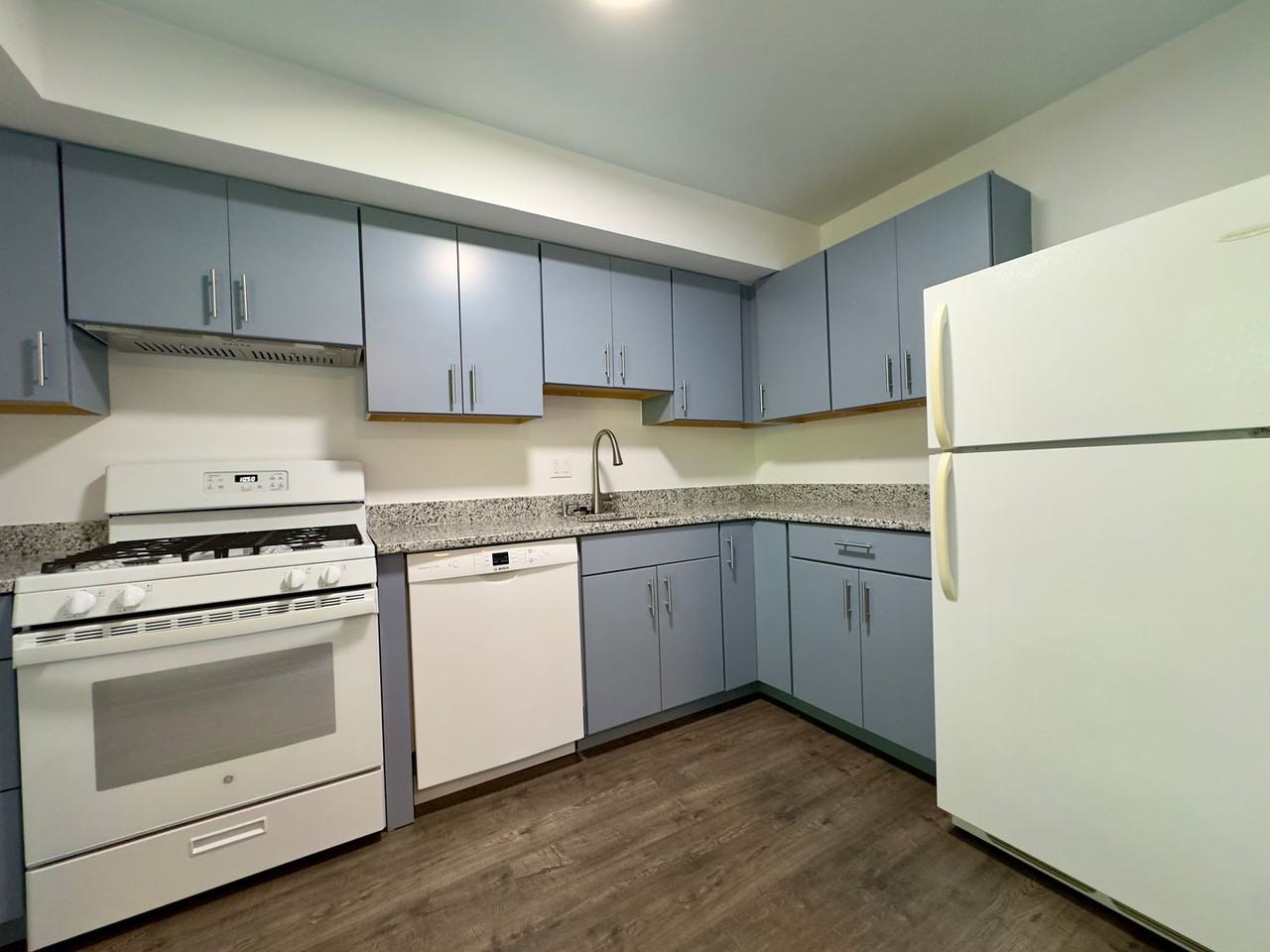 321 Homeland Southway #1B - Photo 6 of 17