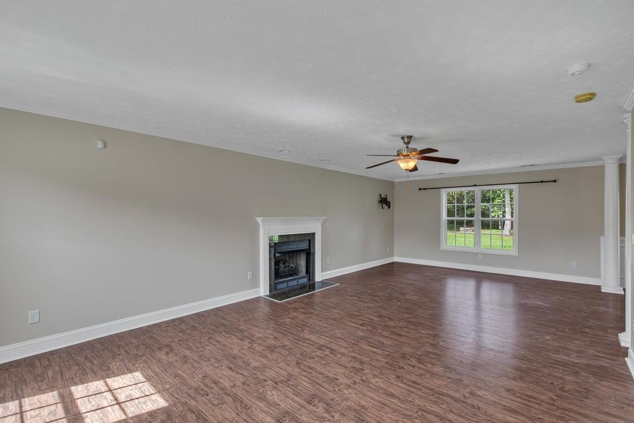 163 Louie Ln - Photo 2 of 25