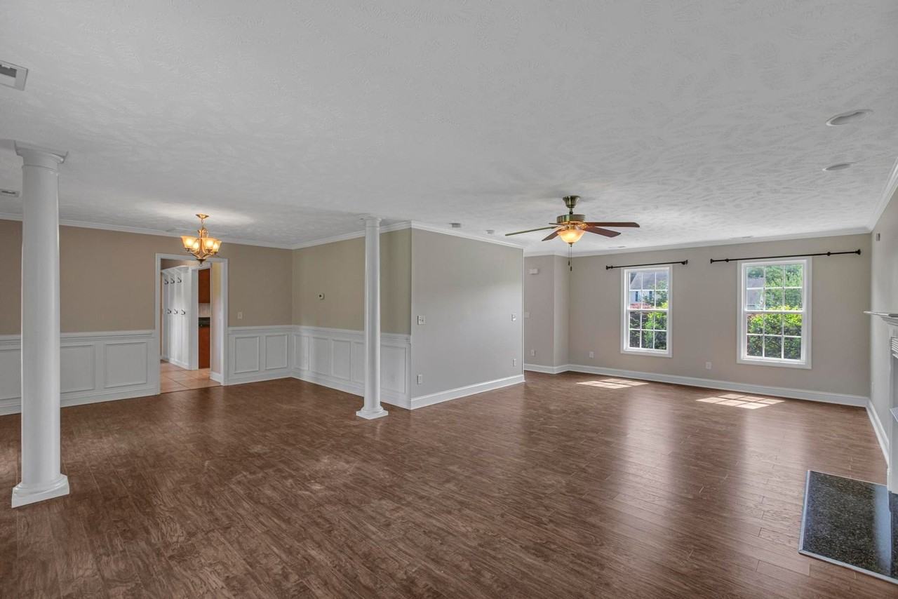 163 Louie Ln - Photo 4 of 25