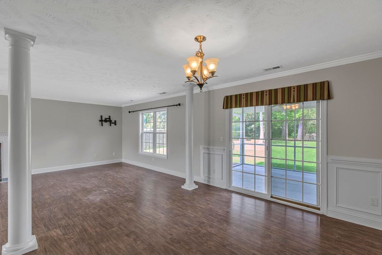 163 Louie Ln - Photo 5 of 25