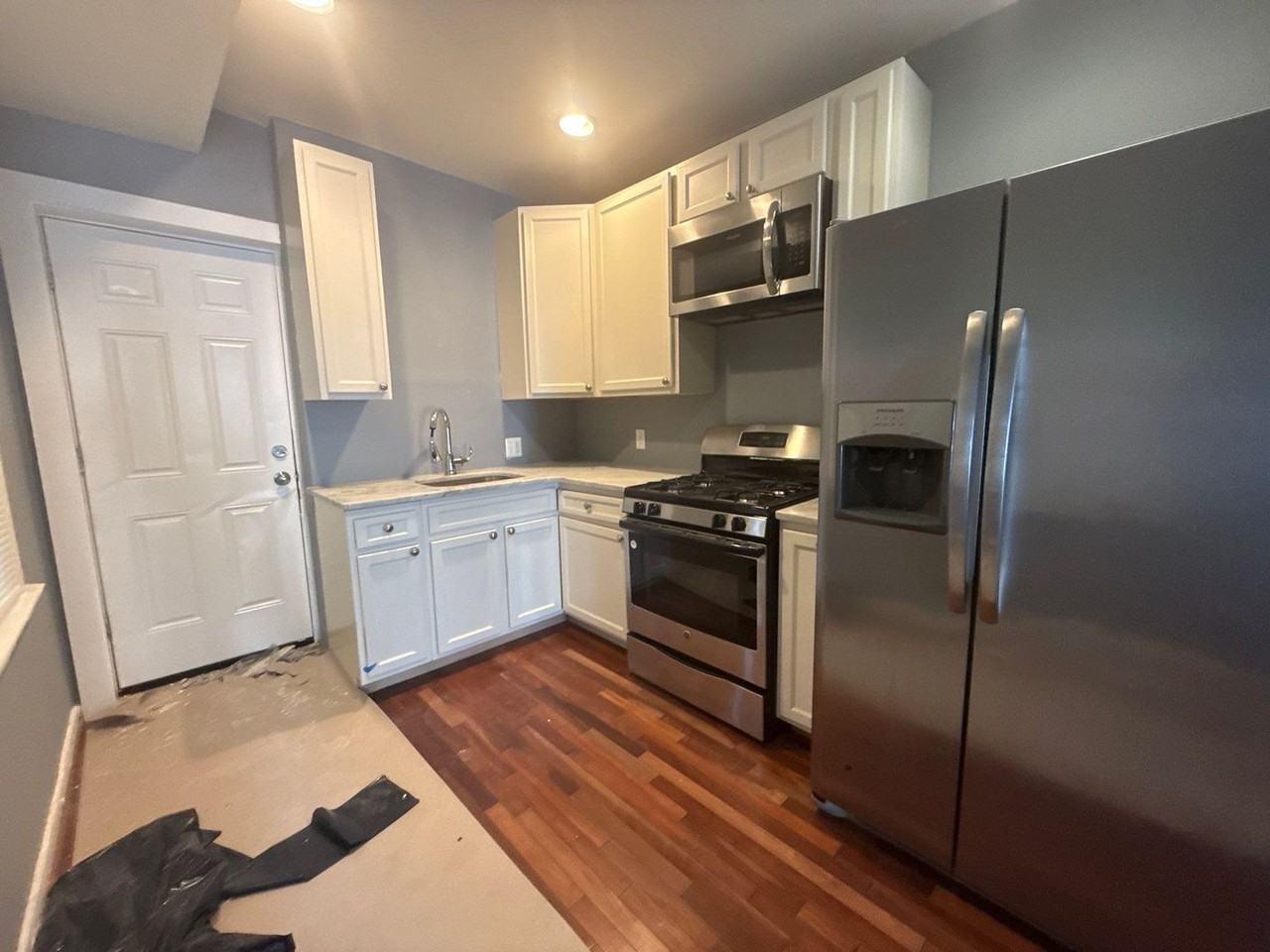 1609 W Pratt St - Photo 6 of 11