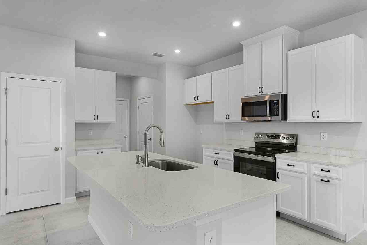 5016 Bear Lake Loop - Photo 5 of 28