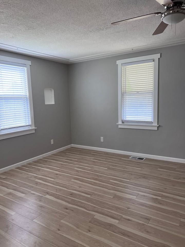 1617 Cherry St - Photo 6 of 11