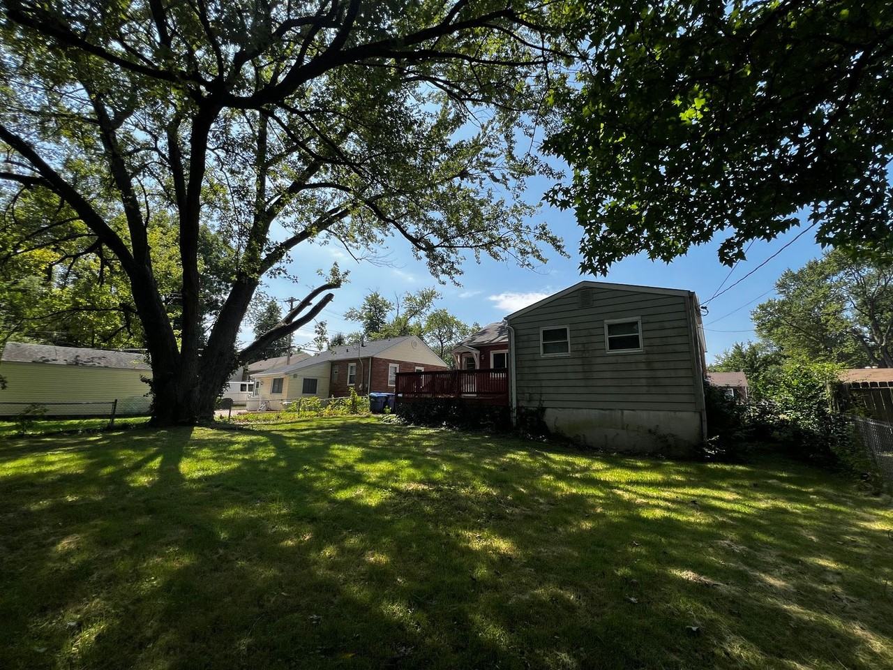 1240 Saint Mark Dr - Photo 6 of 43
