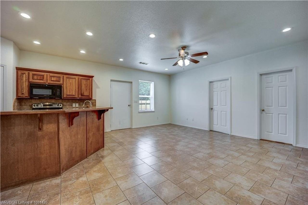 1324 Sandstone Dr #WARE - Photo 4 of 10