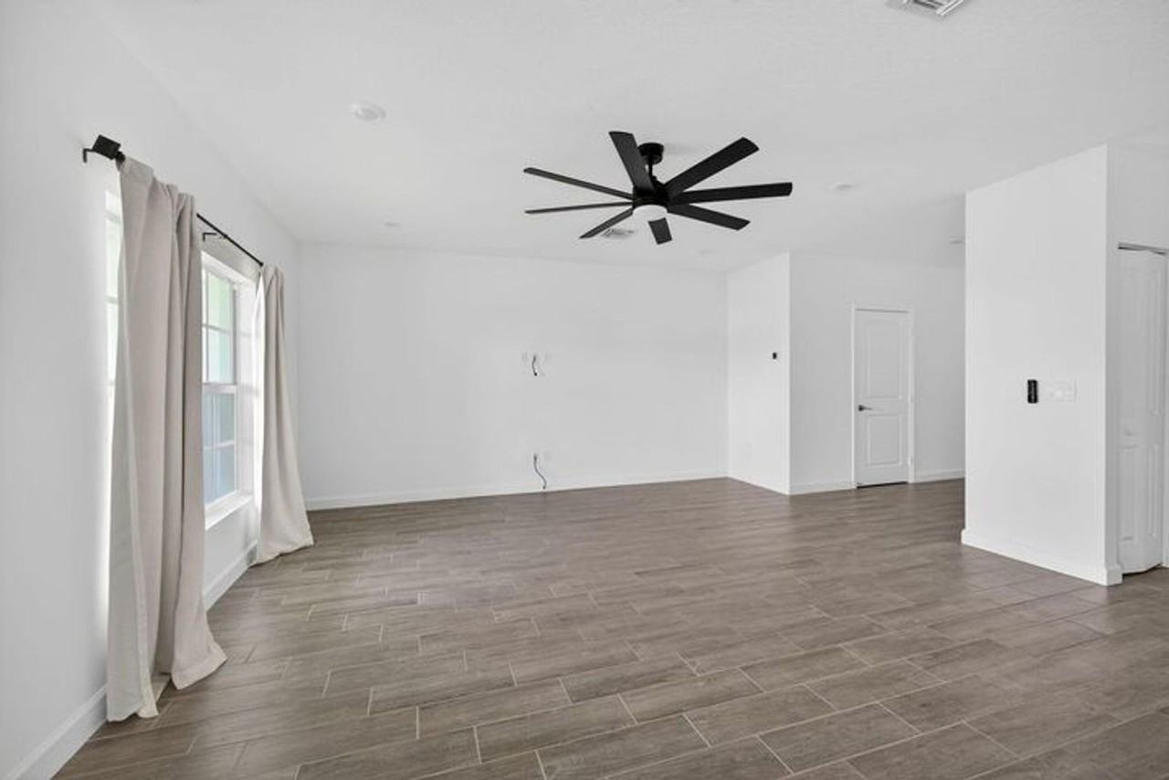 1407 Tangled Orchard Trce - Photo 5 of 23