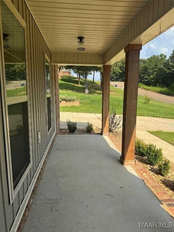 107 Fox Run Dr - Photo 2 of 49