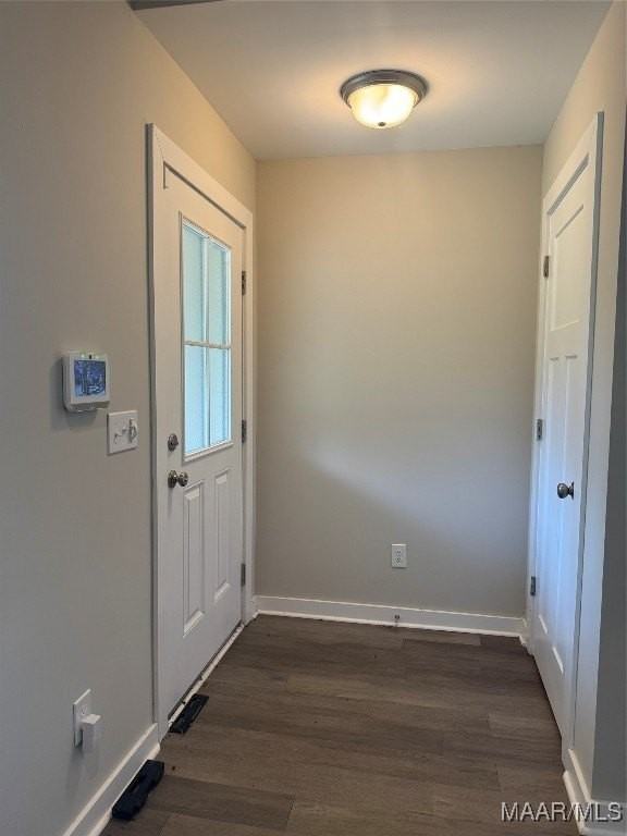 107 Fox Run Dr - Photo 3 of 49